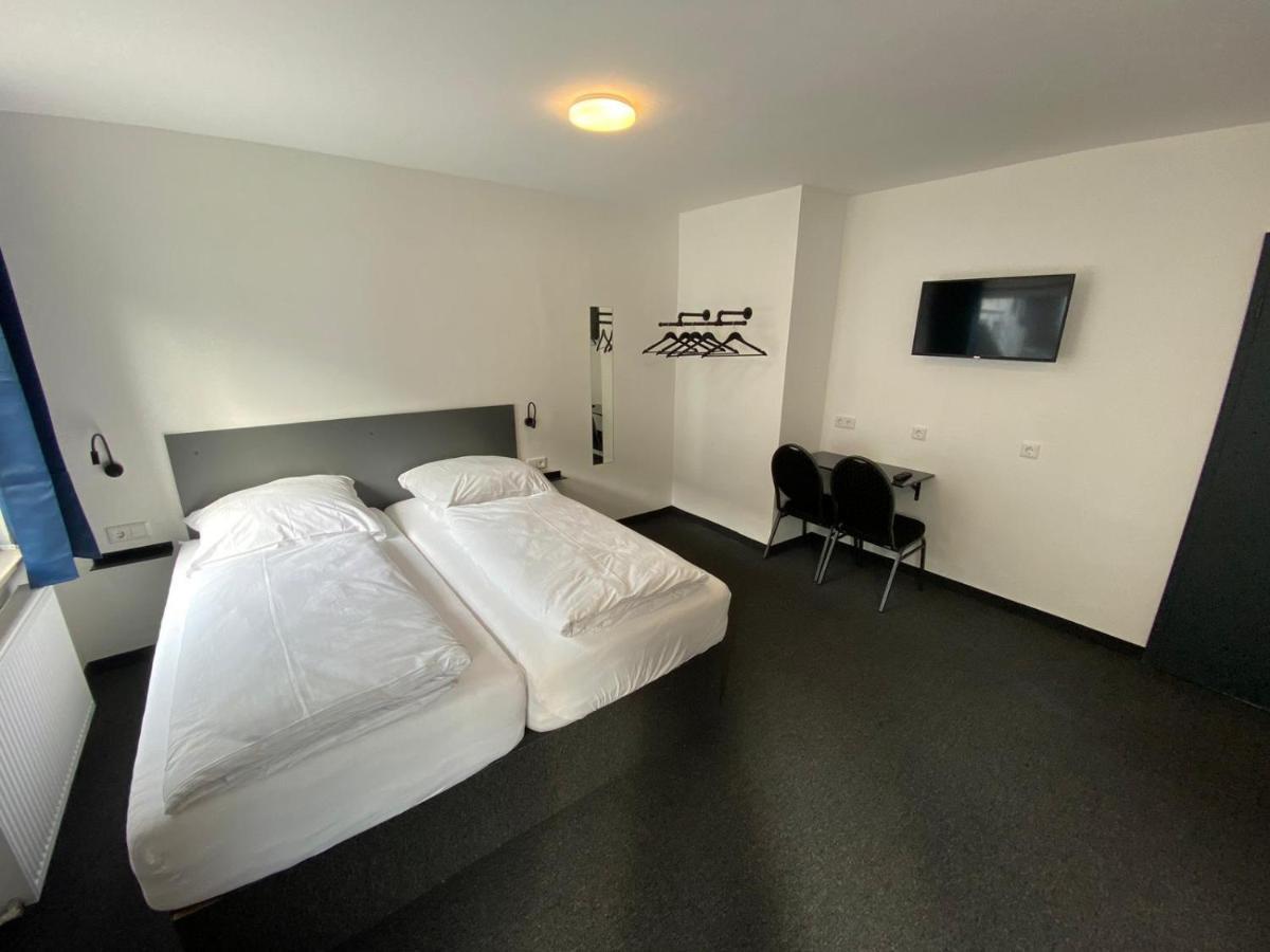 Hotel Zzzimple - Staffless & Self Check-In à Pillig Extérieur photo